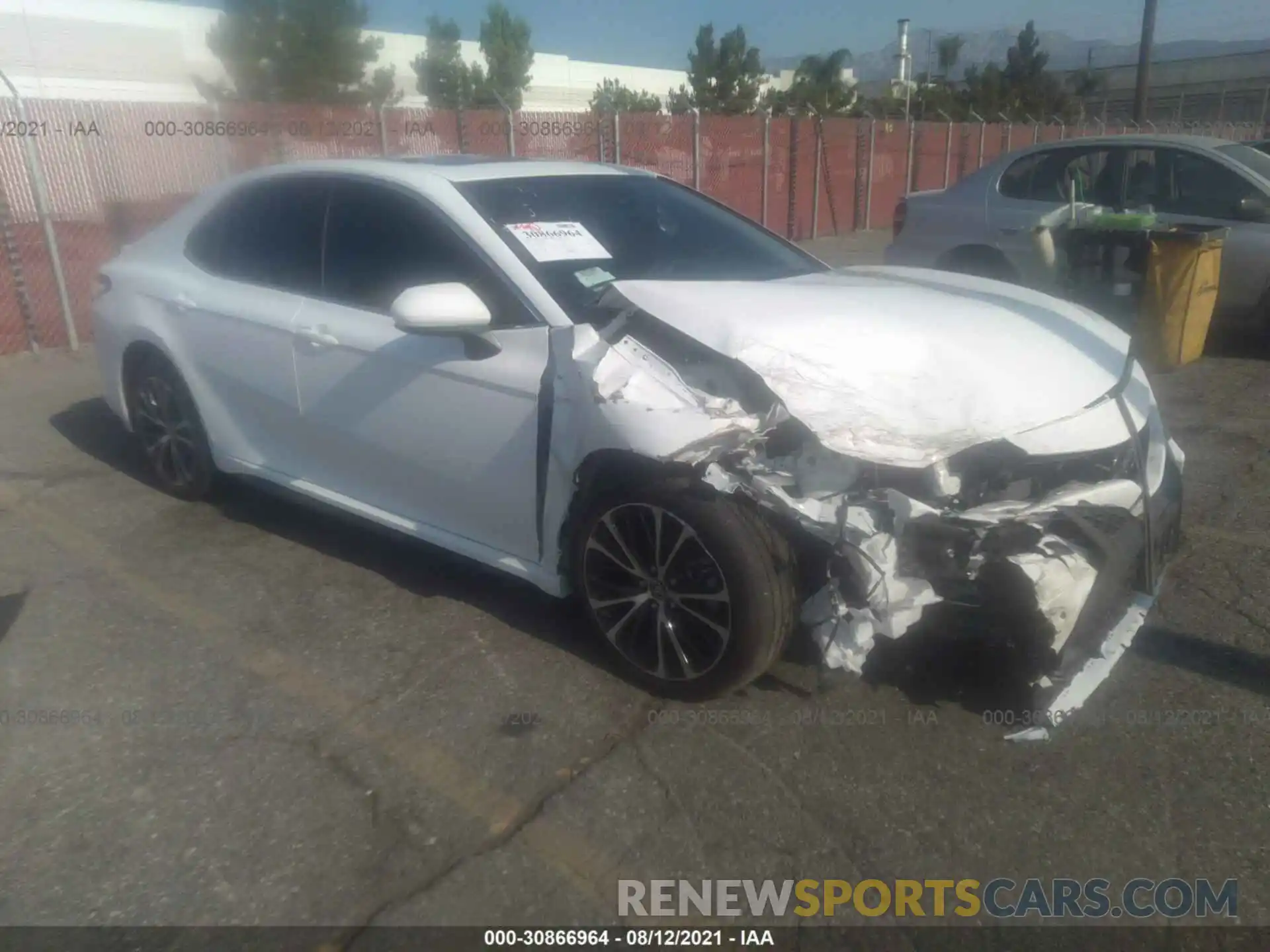 1 Photograph of a damaged car 4T1G11AK2LU506133 TOYOTA CAMRY 2020