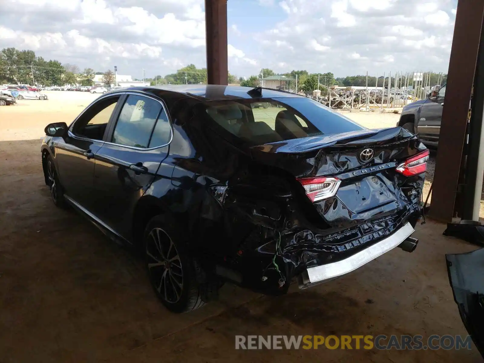 3 Photograph of a damaged car 4T1G11AK2LU509274 TOYOTA CAMRY 2020