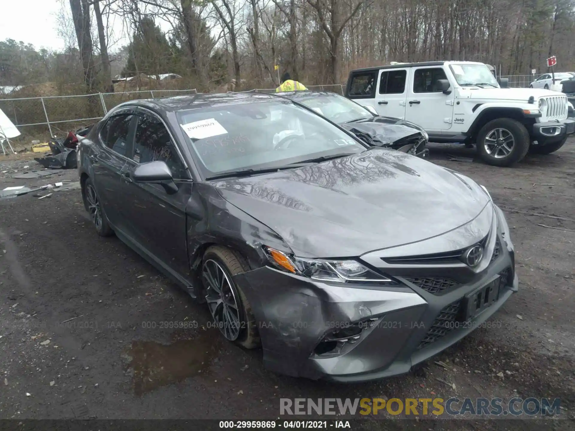 1 Photograph of a damaged car 4T1G11AK2LU511588 TOYOTA CAMRY 2020