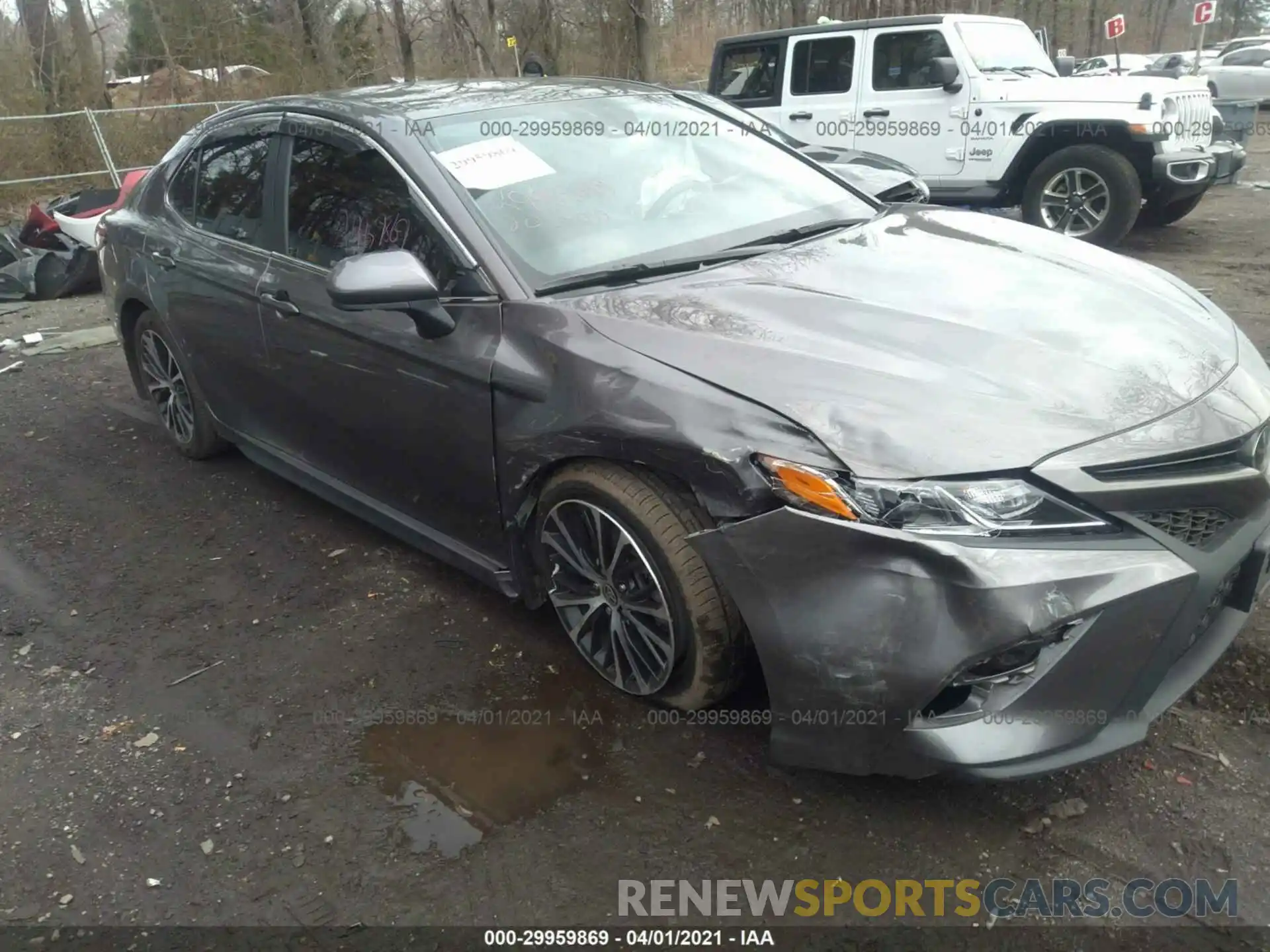 6 Photograph of a damaged car 4T1G11AK2LU511588 TOYOTA CAMRY 2020