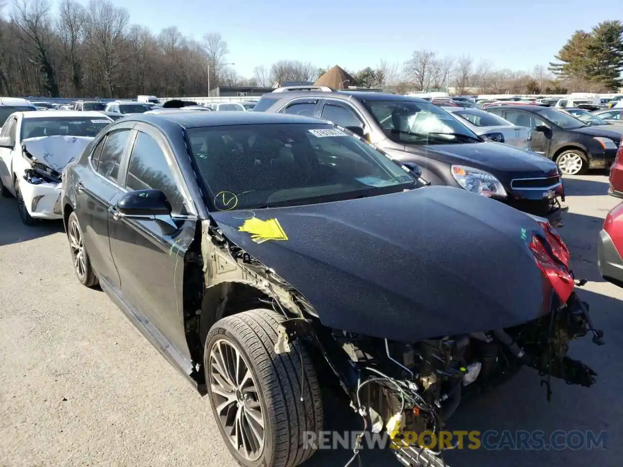 1 Photograph of a damaged car 4T1G11AK2LU864591 TOYOTA CAMRY 2020