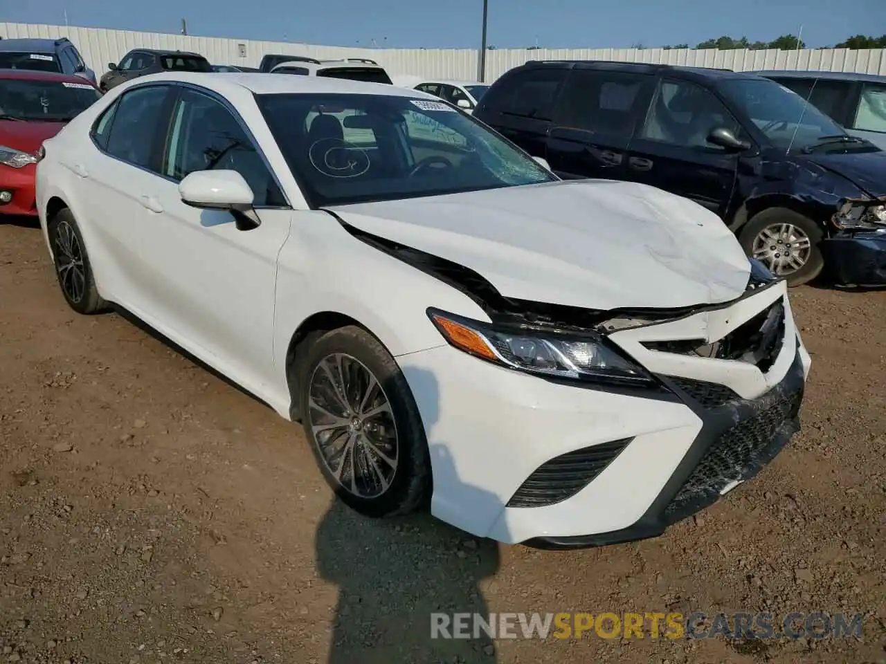 1 Photograph of a damaged car 4T1G11AK2LU866311 TOYOTA CAMRY 2020