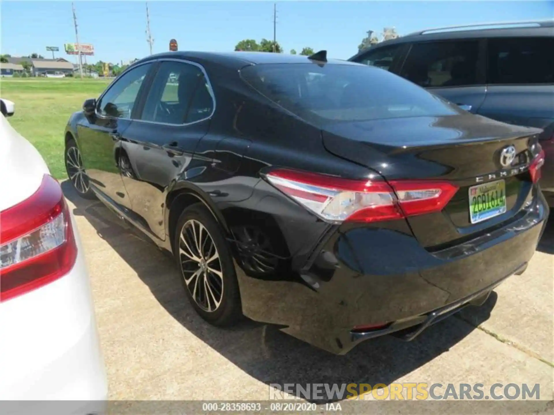 4 Photograph of a damaged car 4T1G11AK2LU869029 TOYOTA CAMRY 2020