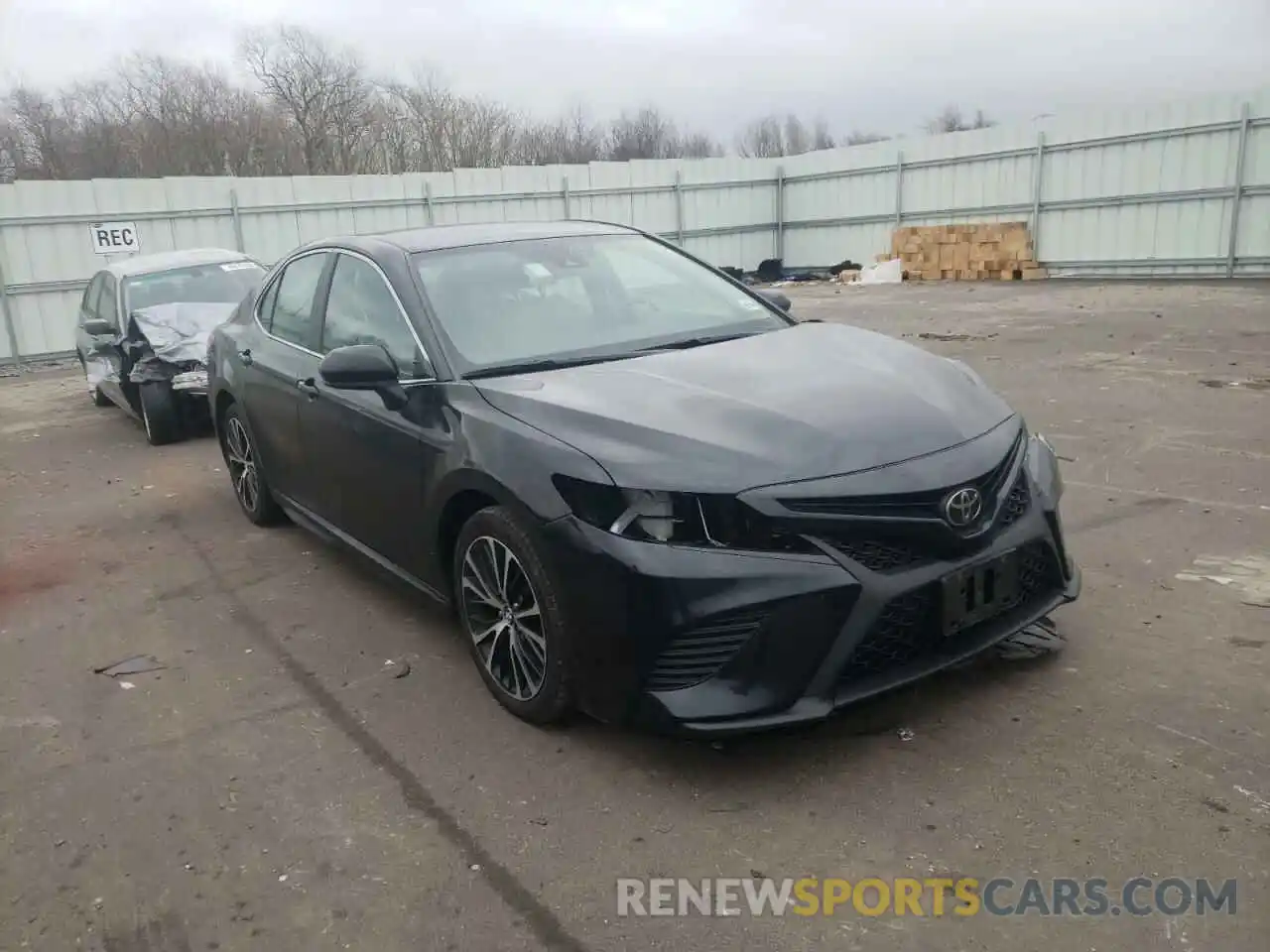 1 Photograph of a damaged car 4T1G11AK2LU870455 TOYOTA CAMRY 2020