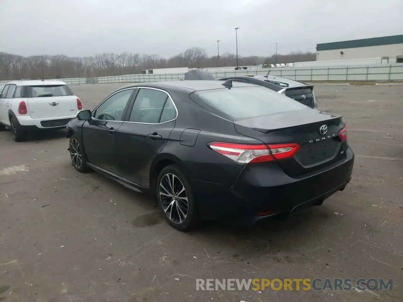 3 Photograph of a damaged car 4T1G11AK2LU870455 TOYOTA CAMRY 2020