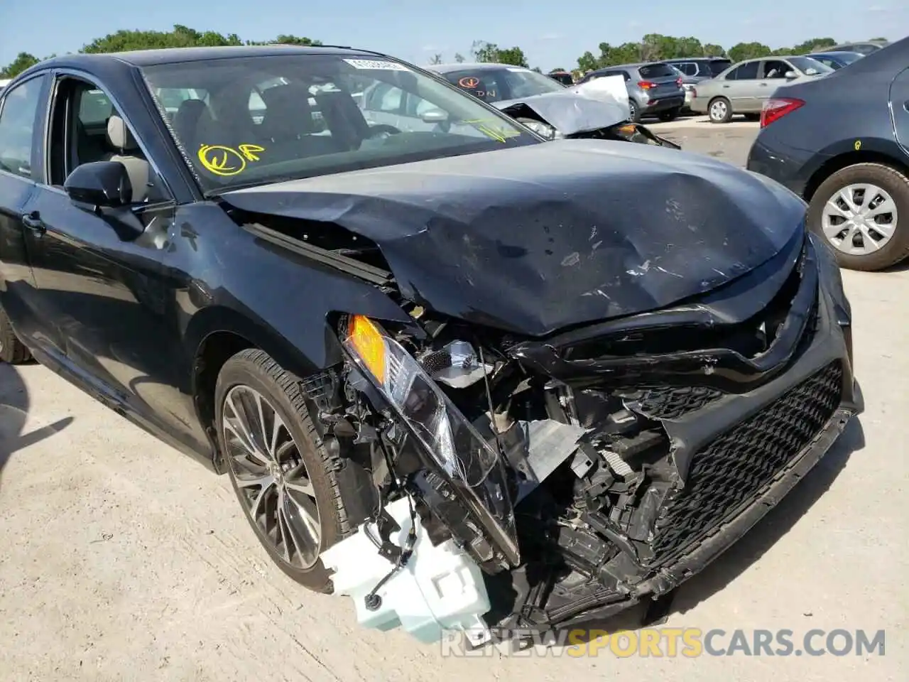 9 Photograph of a damaged car 4T1G11AK2LU870987 TOYOTA CAMRY 2020