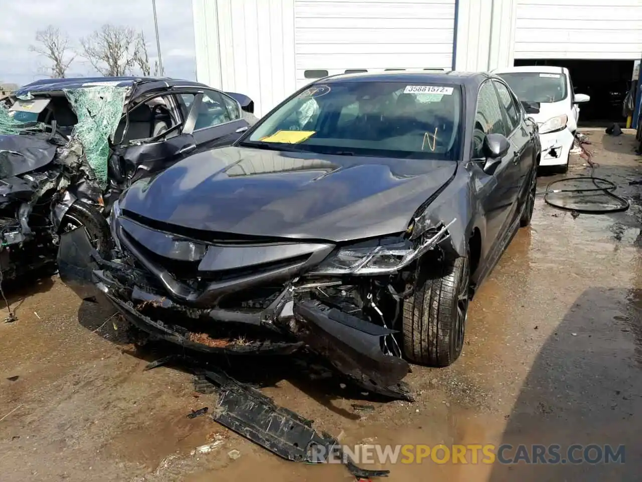 2 Photograph of a damaged car 4T1G11AK2LU876420 TOYOTA CAMRY 2020