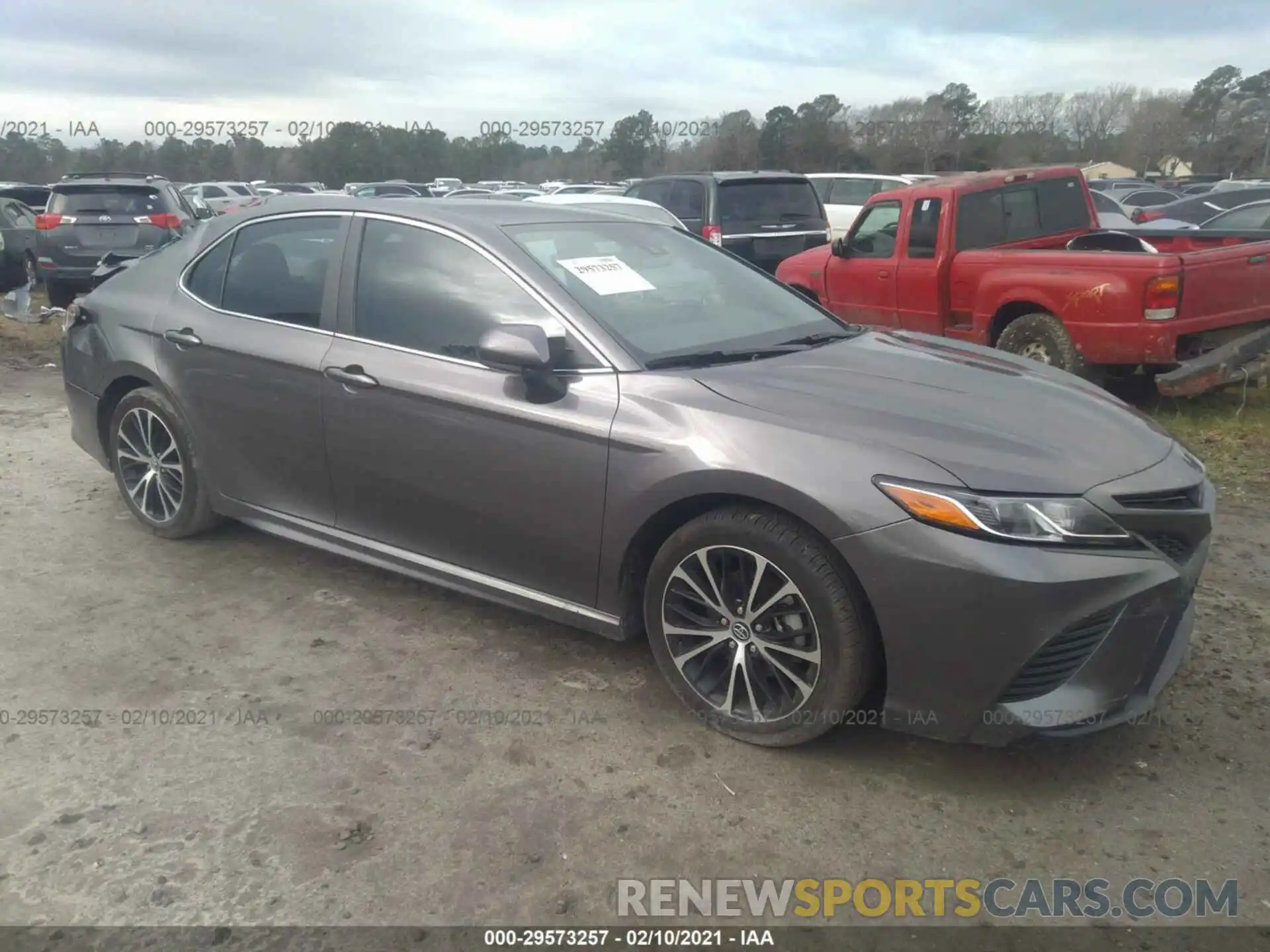 1 Photograph of a damaged car 4T1G11AK2LU879561 TOYOTA CAMRY 2020