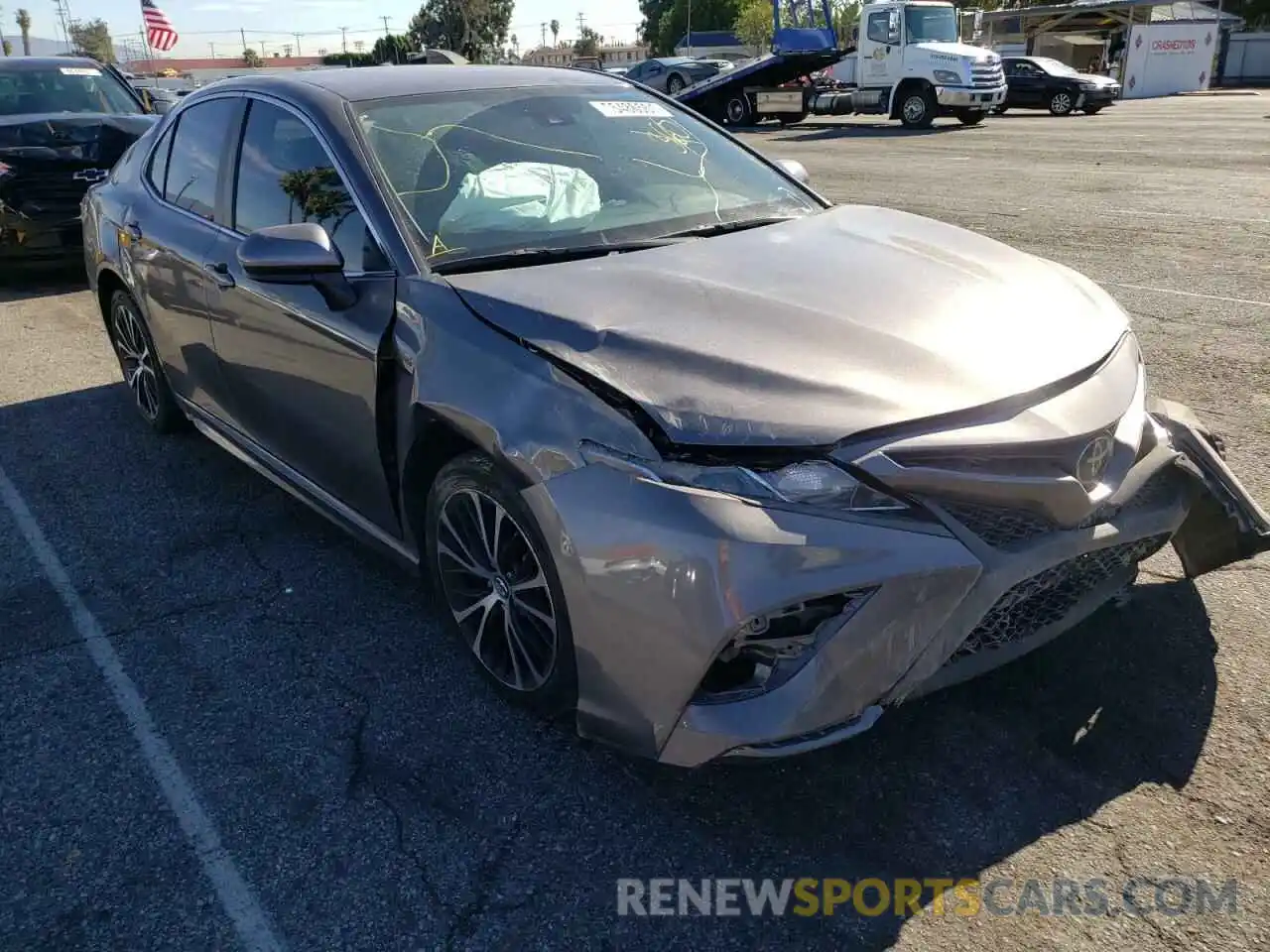 1 Photograph of a damaged car 4T1G11AK2LU881519 TOYOTA CAMRY 2020