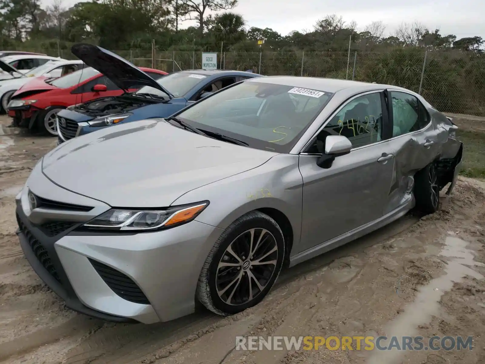 2 Photograph of a damaged car 4T1G11AK2LU886672 TOYOTA CAMRY 2020