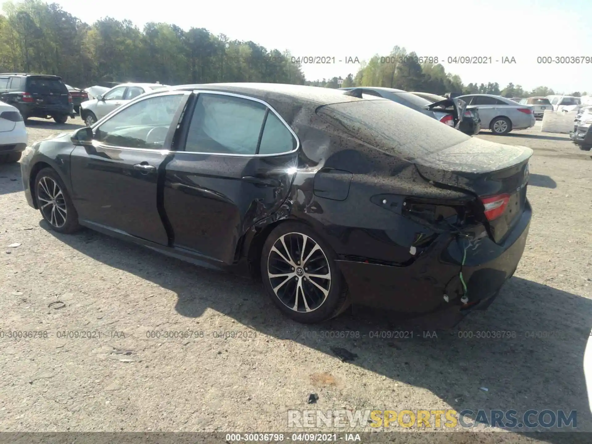 3 Photograph of a damaged car 4T1G11AK2LU888762 TOYOTA CAMRY 2020