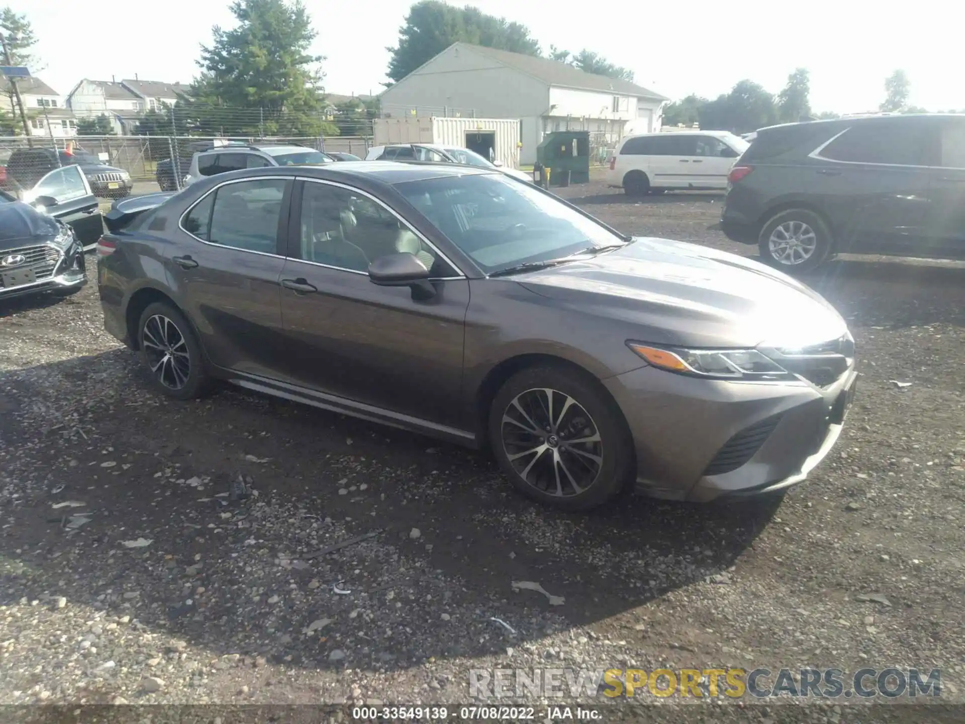 1 Photograph of a damaged car 4T1G11AK2LU889295 TOYOTA CAMRY 2020