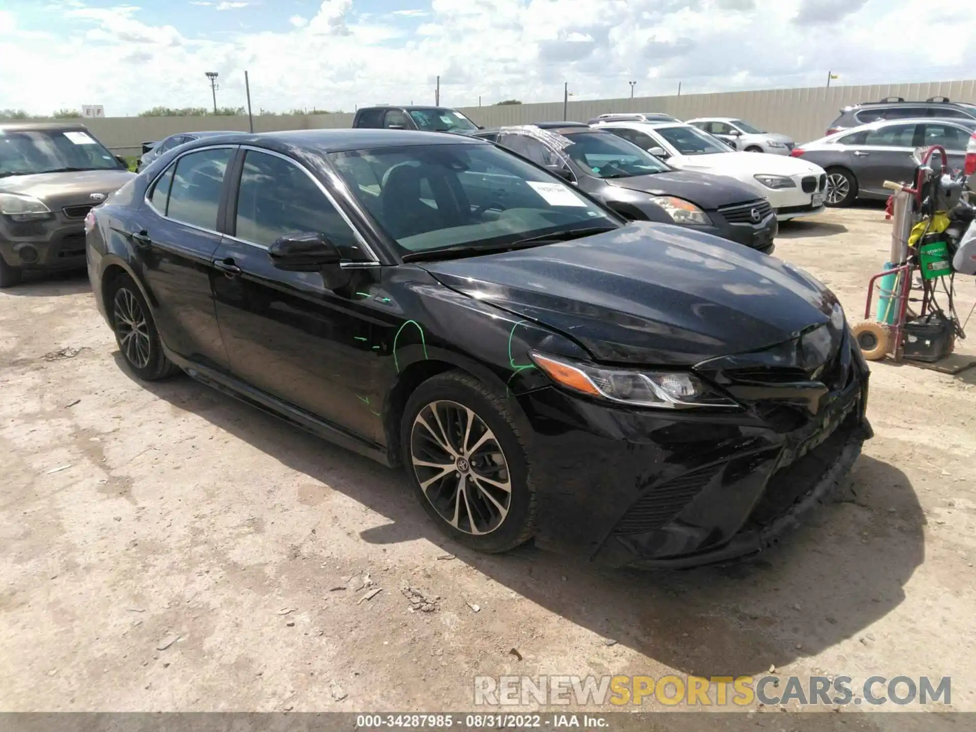 1 Photograph of a damaged car 4T1G11AK2LU890303 TOYOTA CAMRY 2020