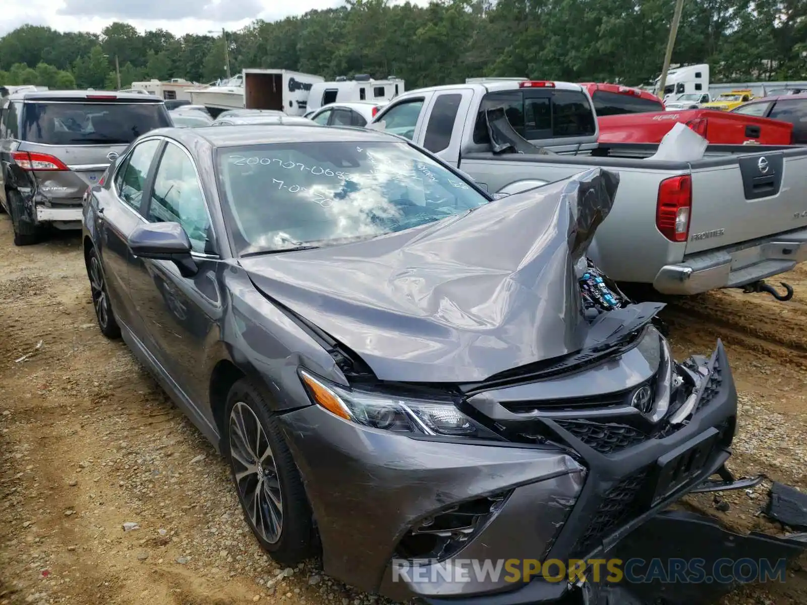 1 Photograph of a damaged car 4T1G11AK2LU890477 TOYOTA CAMRY 2020