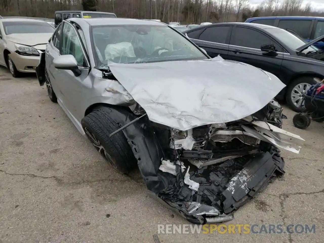 1 Photograph of a damaged car 4T1G11AK2LU891452 TOYOTA CAMRY 2020