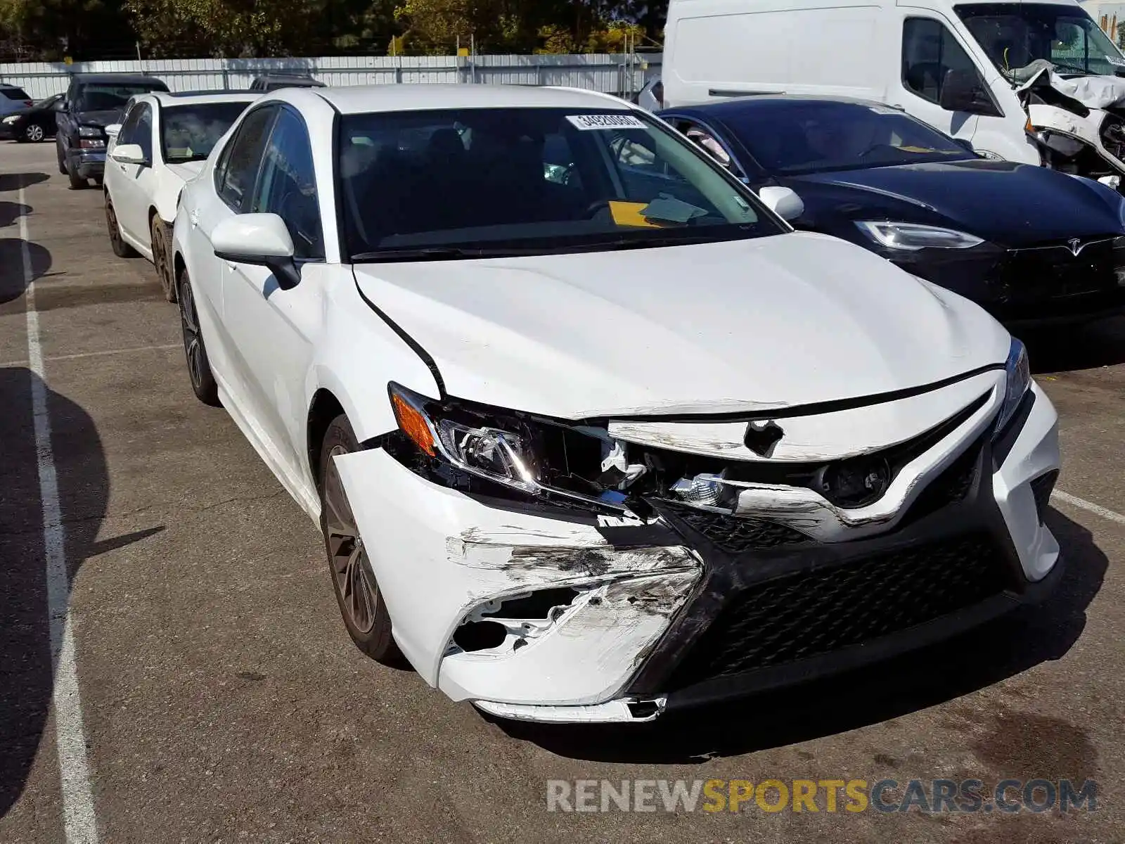 1 Photograph of a damaged car 4T1G11AK2LU891547 TOYOTA CAMRY 2020