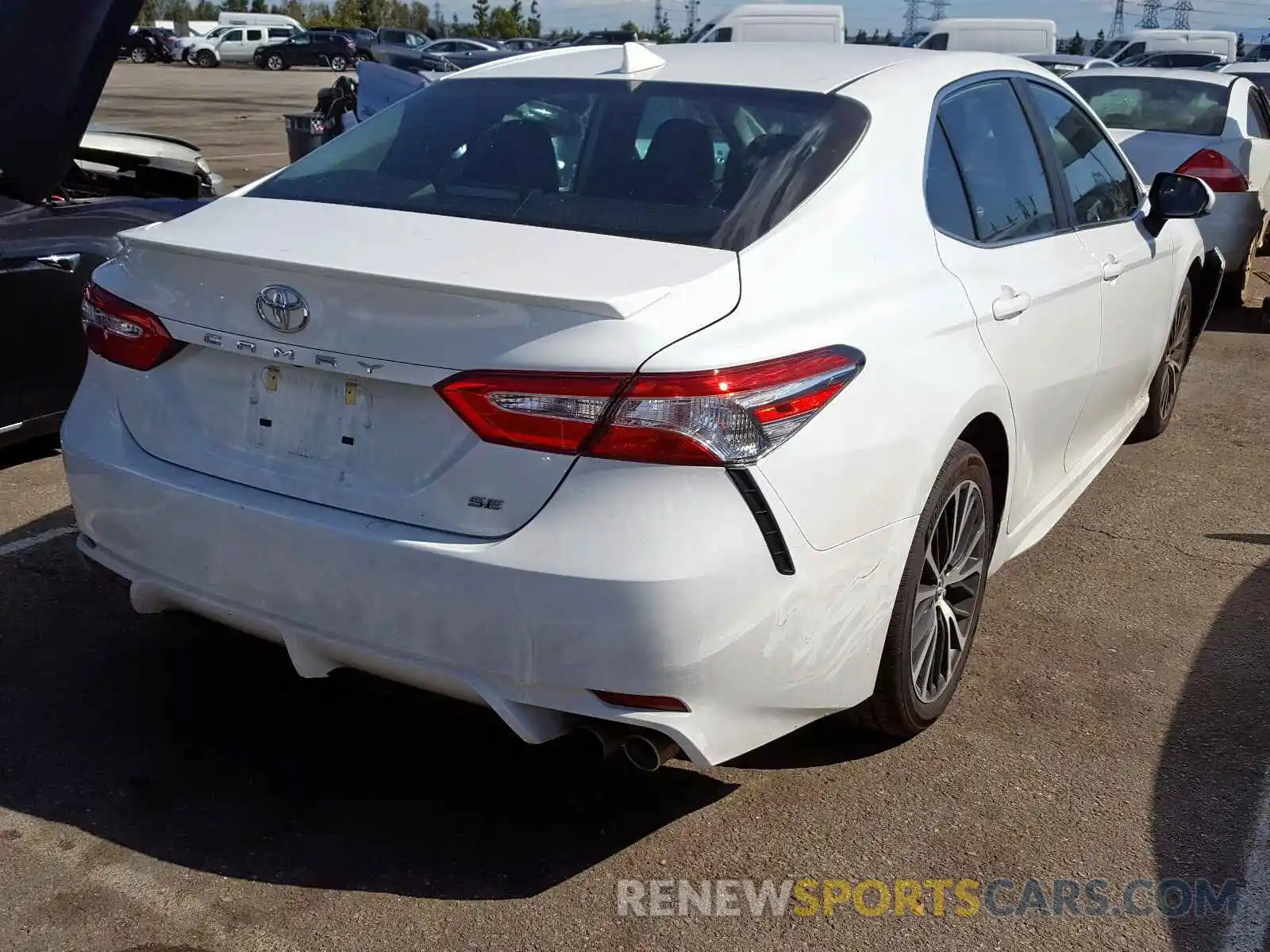 4 Photograph of a damaged car 4T1G11AK2LU891547 TOYOTA CAMRY 2020