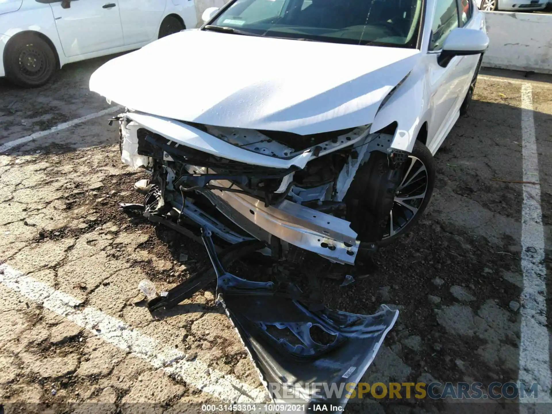 6 Photograph of a damaged car 4T1G11AK2LU891967 TOYOTA CAMRY 2020