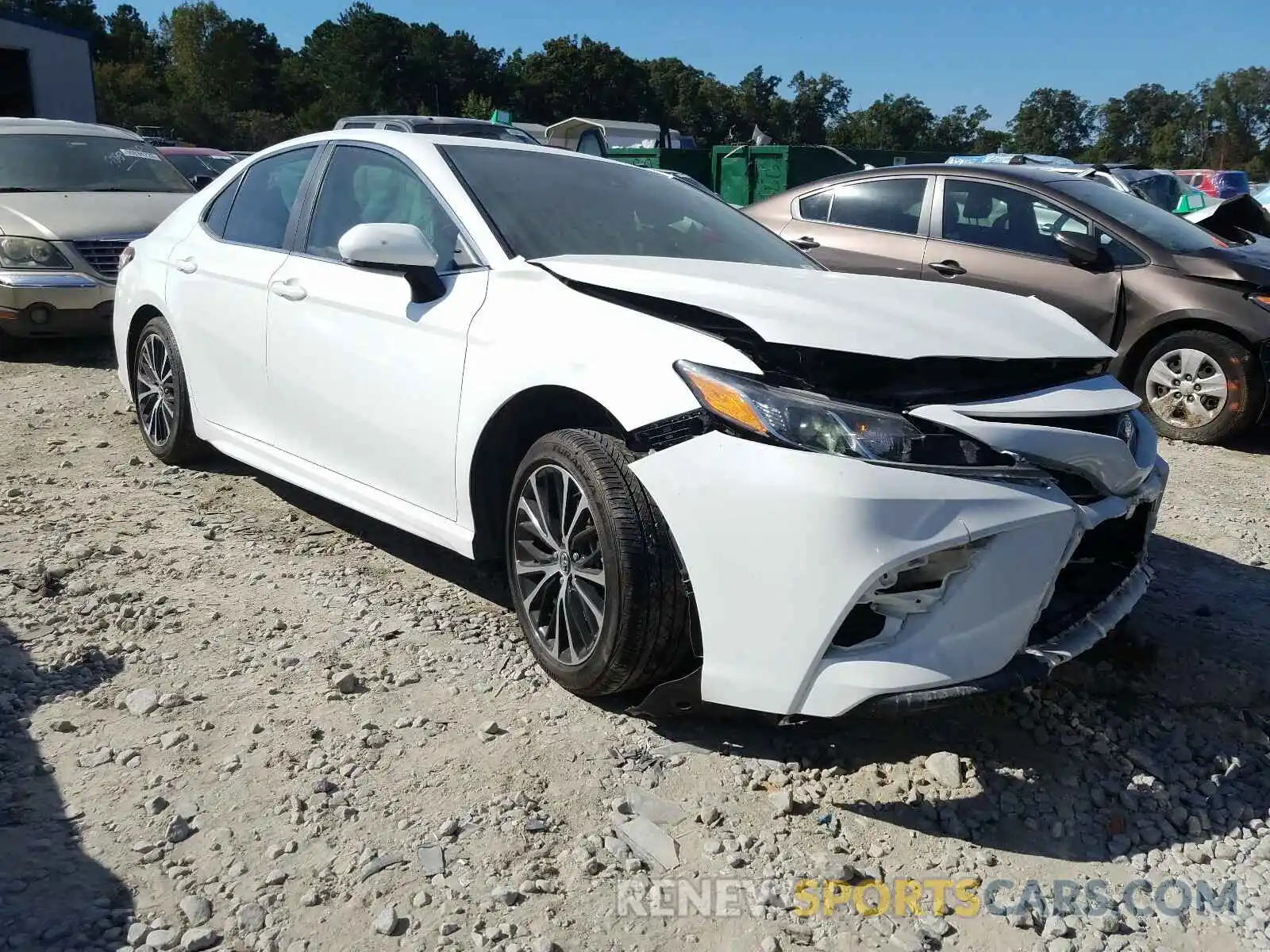 1 Photograph of a damaged car 4T1G11AK2LU892553 TOYOTA CAMRY 2020