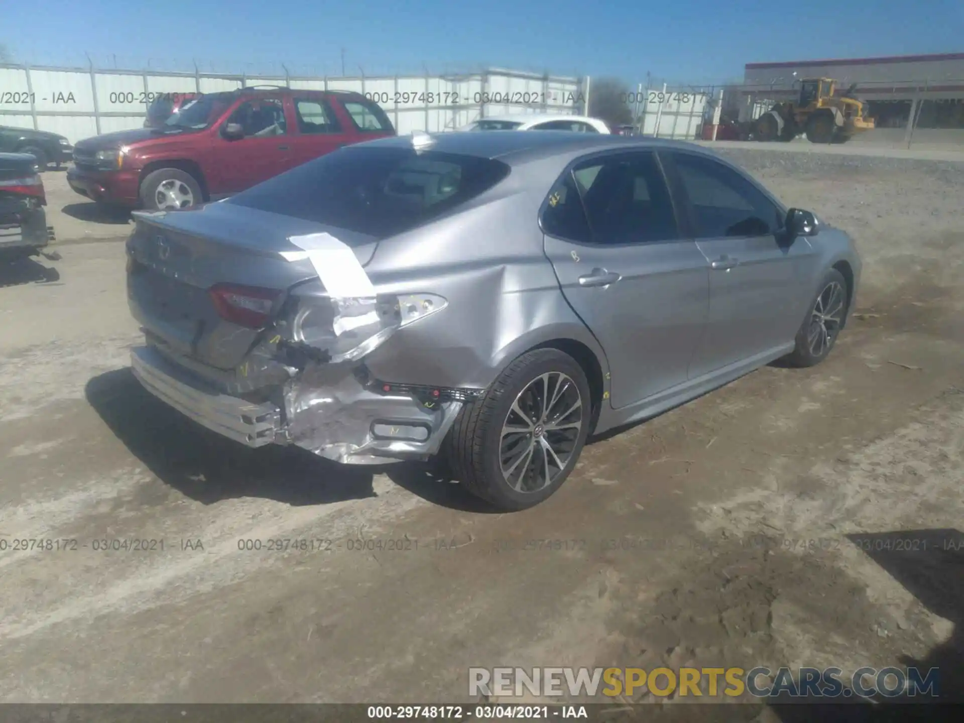 4 Photograph of a damaged car 4T1G11AK2LU894416 TOYOTA CAMRY 2020