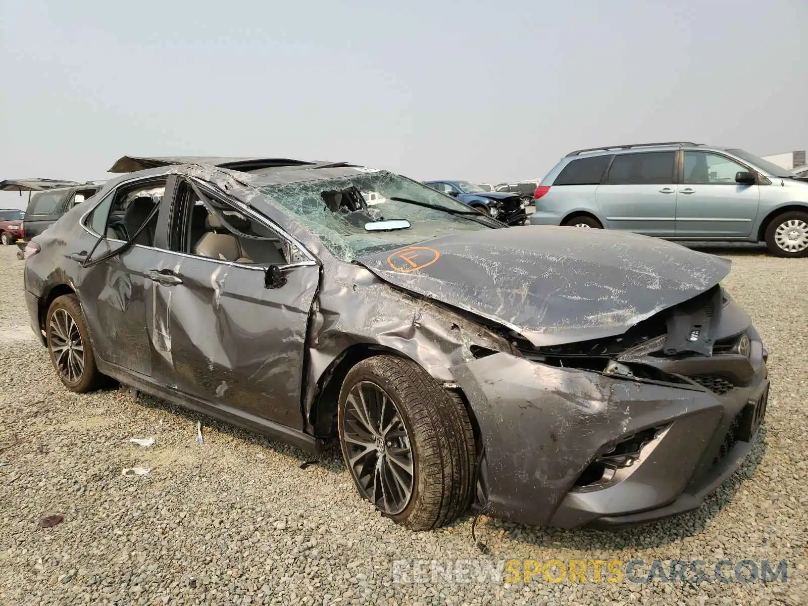 1 Photograph of a damaged car 4T1G11AK2LU907584 TOYOTA CAMRY 2020