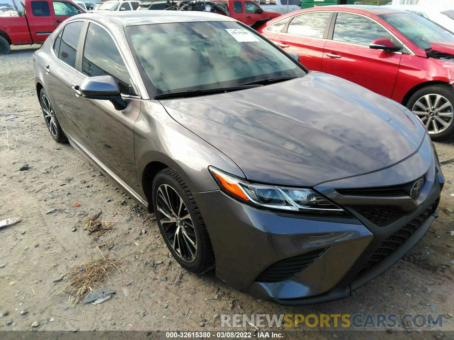 1 Photograph of a damaged car 4T1G11AK2LU916334 TOYOTA CAMRY 2020