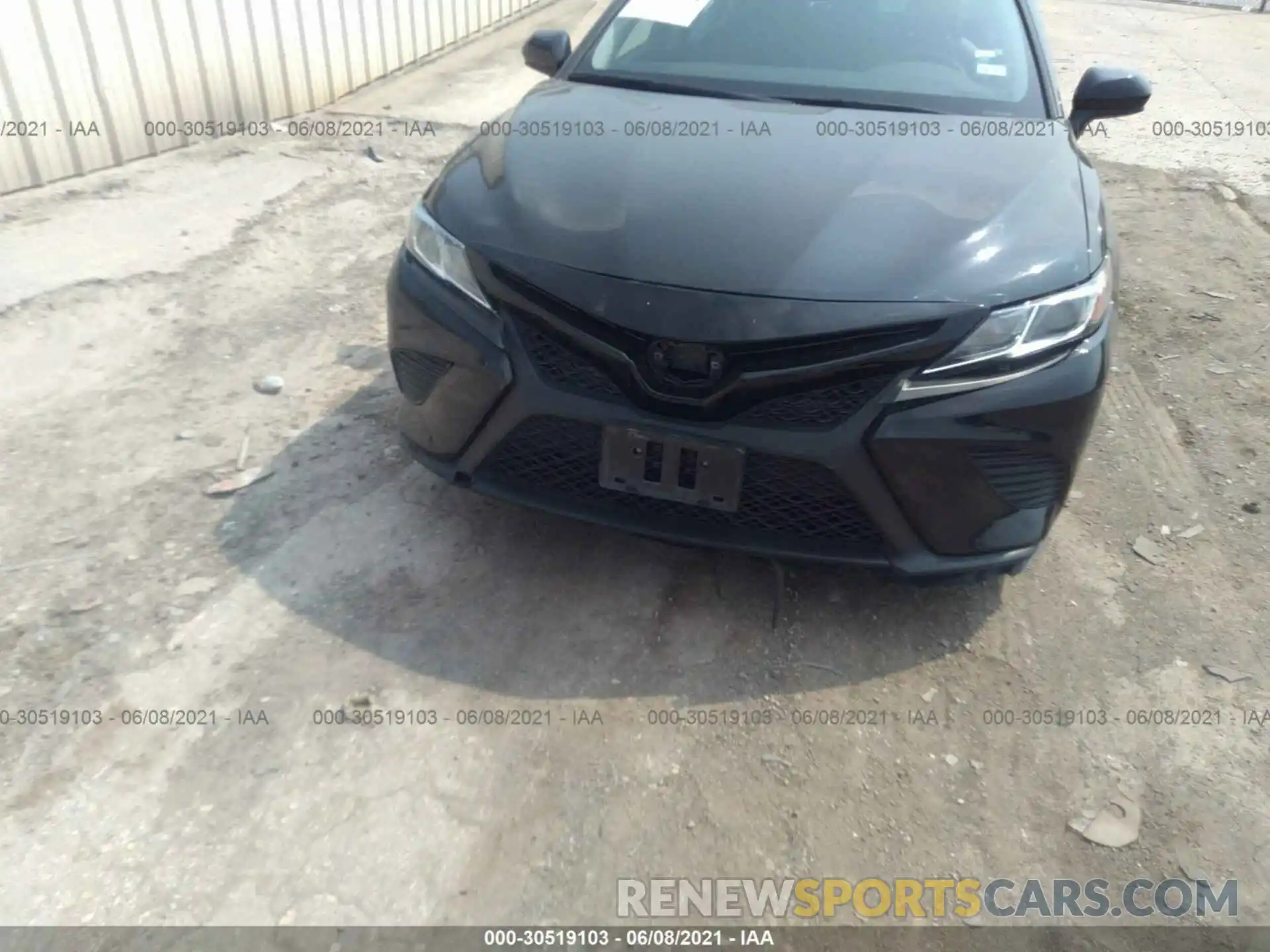 6 Photograph of a damaged car 4T1G11AK2LU920903 TOYOTA CAMRY 2020