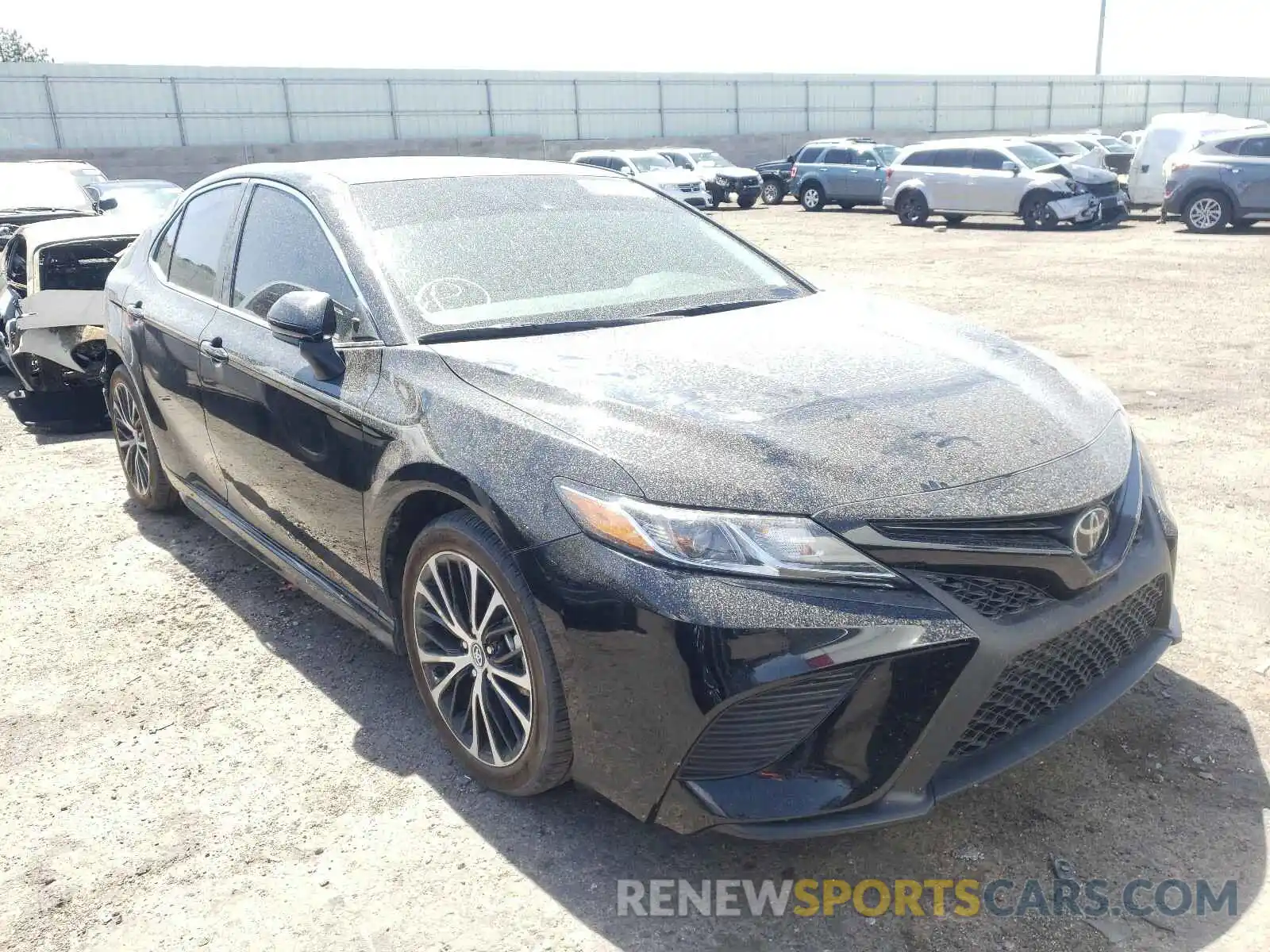 1 Photograph of a damaged car 4T1G11AK2LU922179 TOYOTA CAMRY 2020