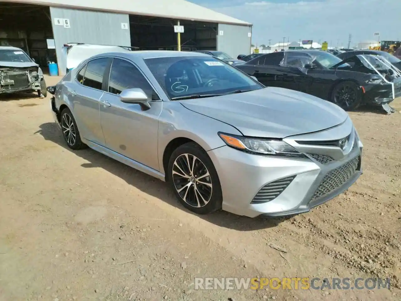 1 Photograph of a damaged car 4T1G11AK2LU925700 TOYOTA CAMRY 2020