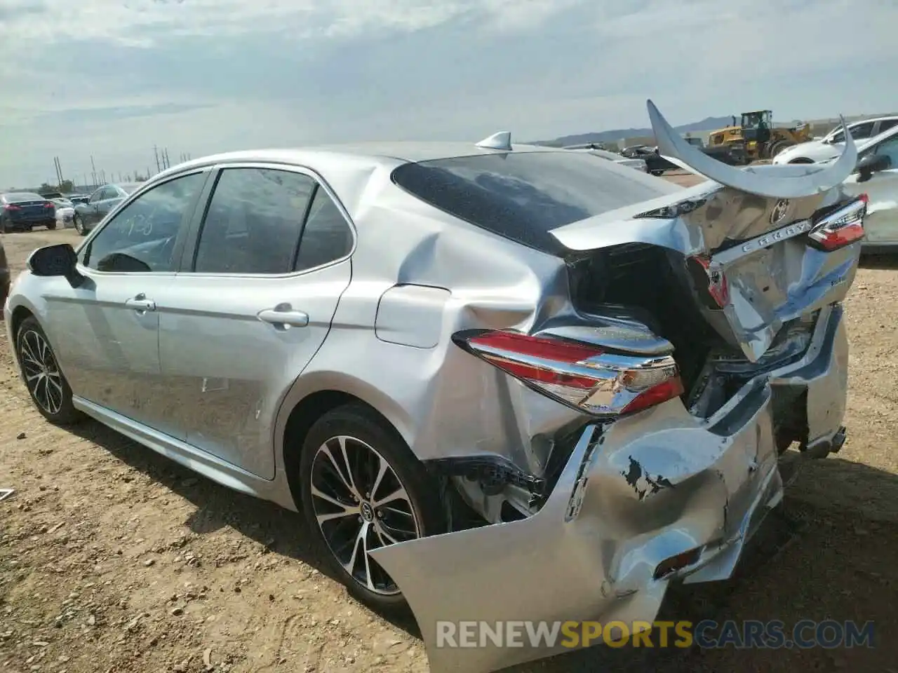 3 Photograph of a damaged car 4T1G11AK2LU925700 TOYOTA CAMRY 2020