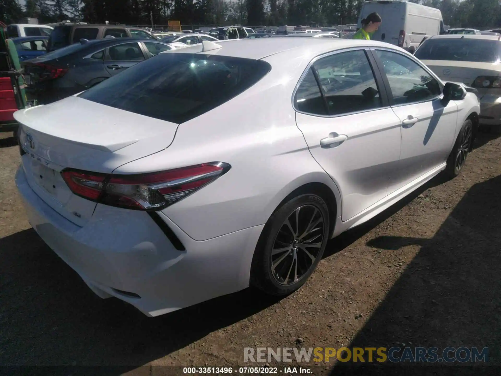 4 Photograph of a damaged car 4T1G11AK2LU927382 TOYOTA CAMRY 2020