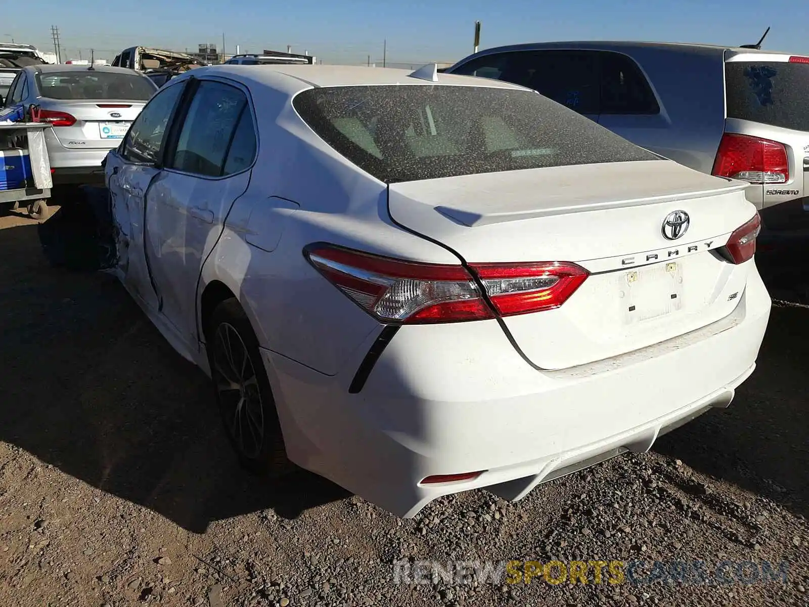 3 Photograph of a damaged car 4T1G11AK2LU927625 TOYOTA CAMRY 2020