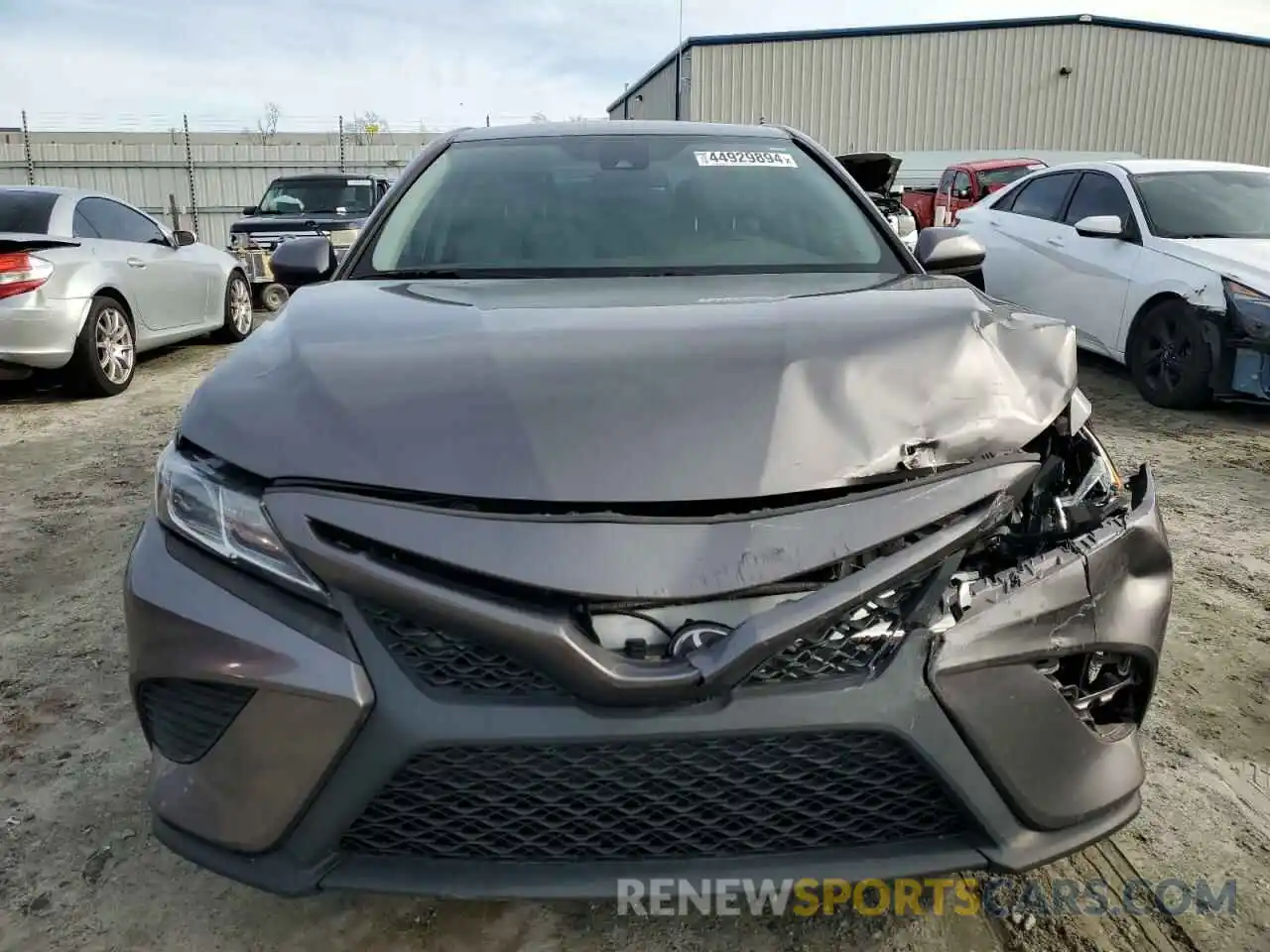 5 Photograph of a damaged car 4T1G11AK2LU927799 TOYOTA CAMRY 2020