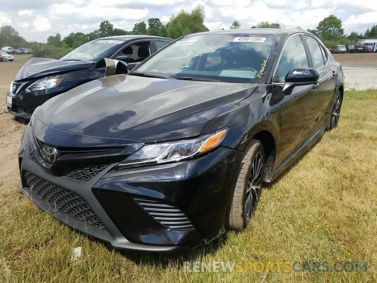 2 Photograph of a damaged car 4T1G11AK2LU928192 TOYOTA CAMRY 2020