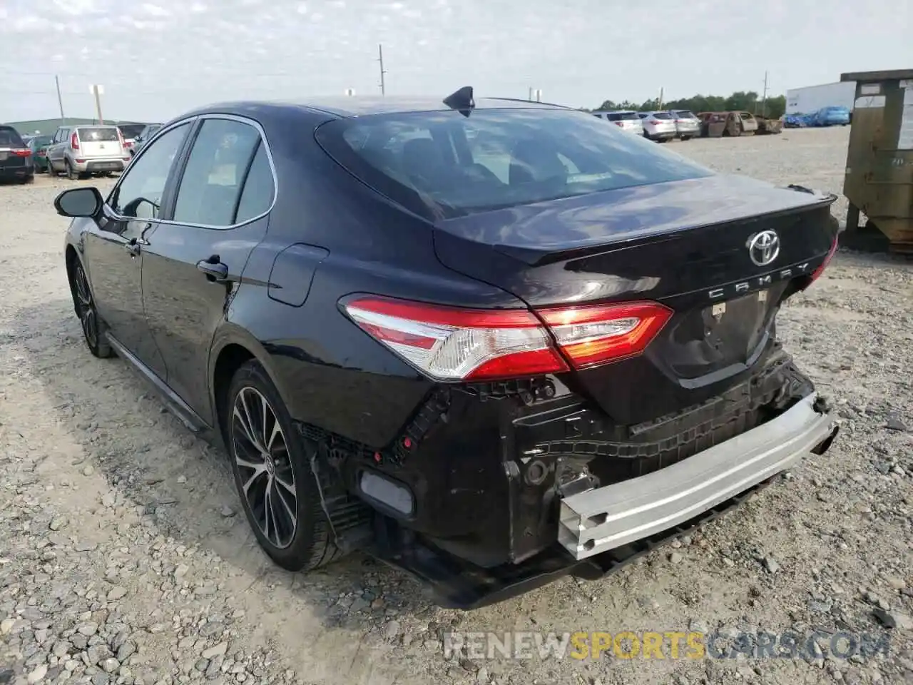 3 Photograph of a damaged car 4T1G11AK2LU930444 TOYOTA CAMRY 2020