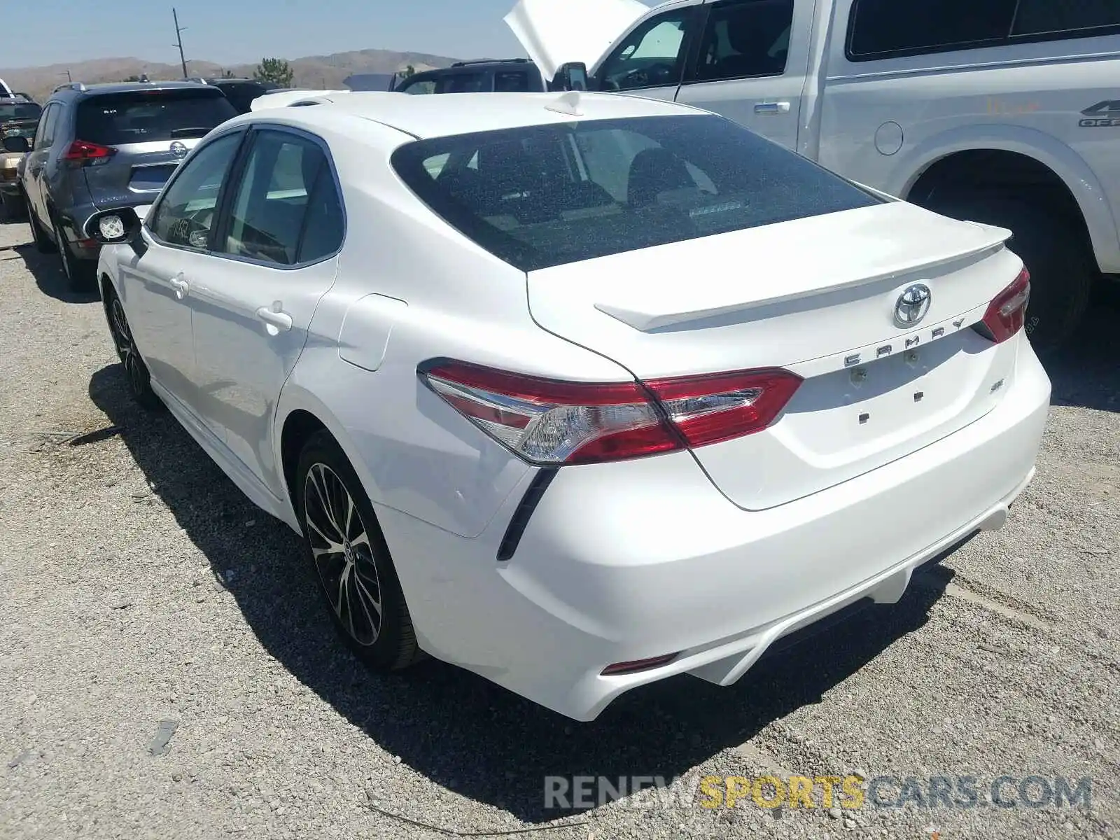 3 Photograph of a damaged car 4T1G11AK2LU931903 TOYOTA CAMRY 2020