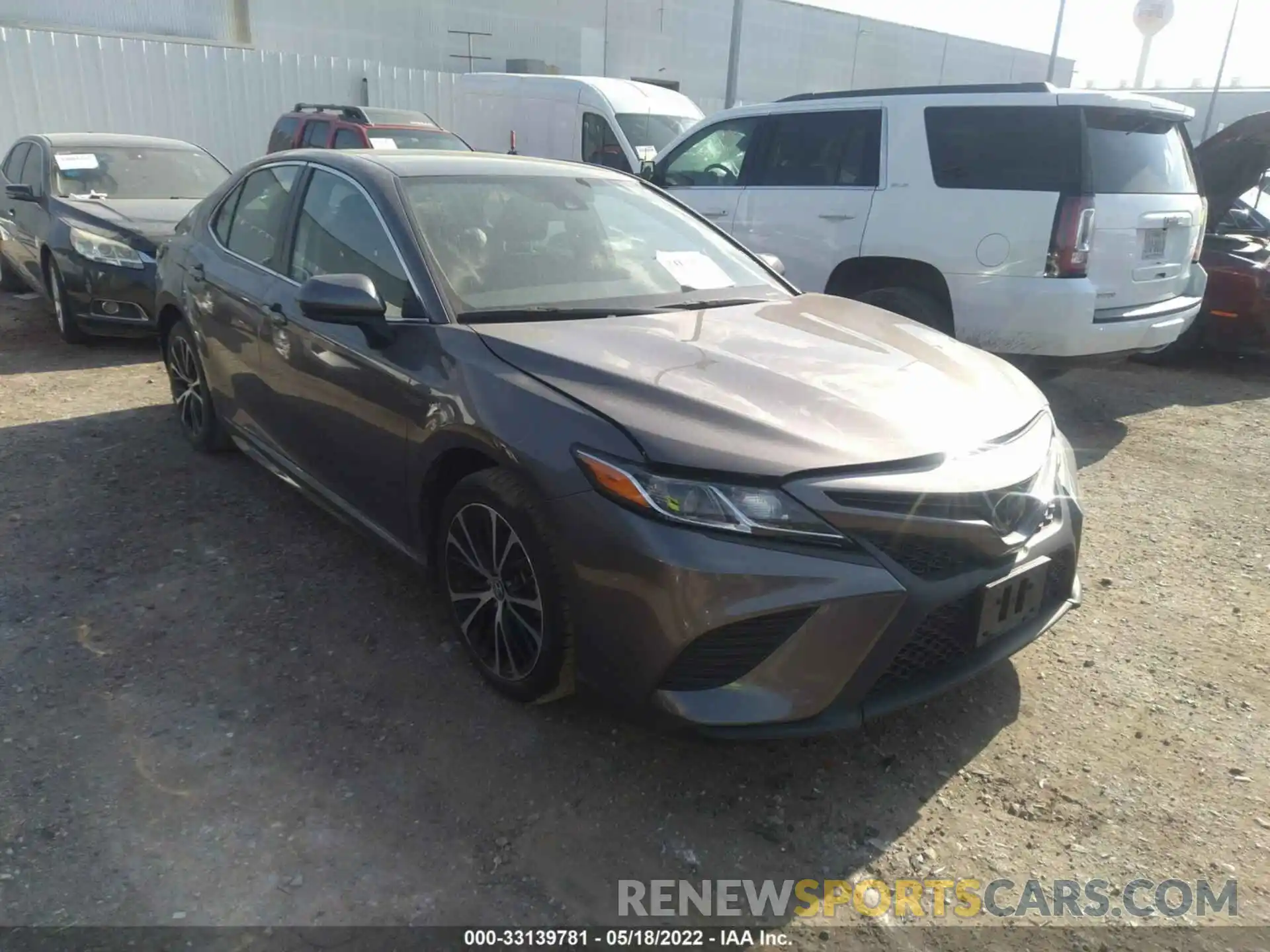 1 Photograph of a damaged car 4T1G11AK2LU933523 TOYOTA CAMRY 2020