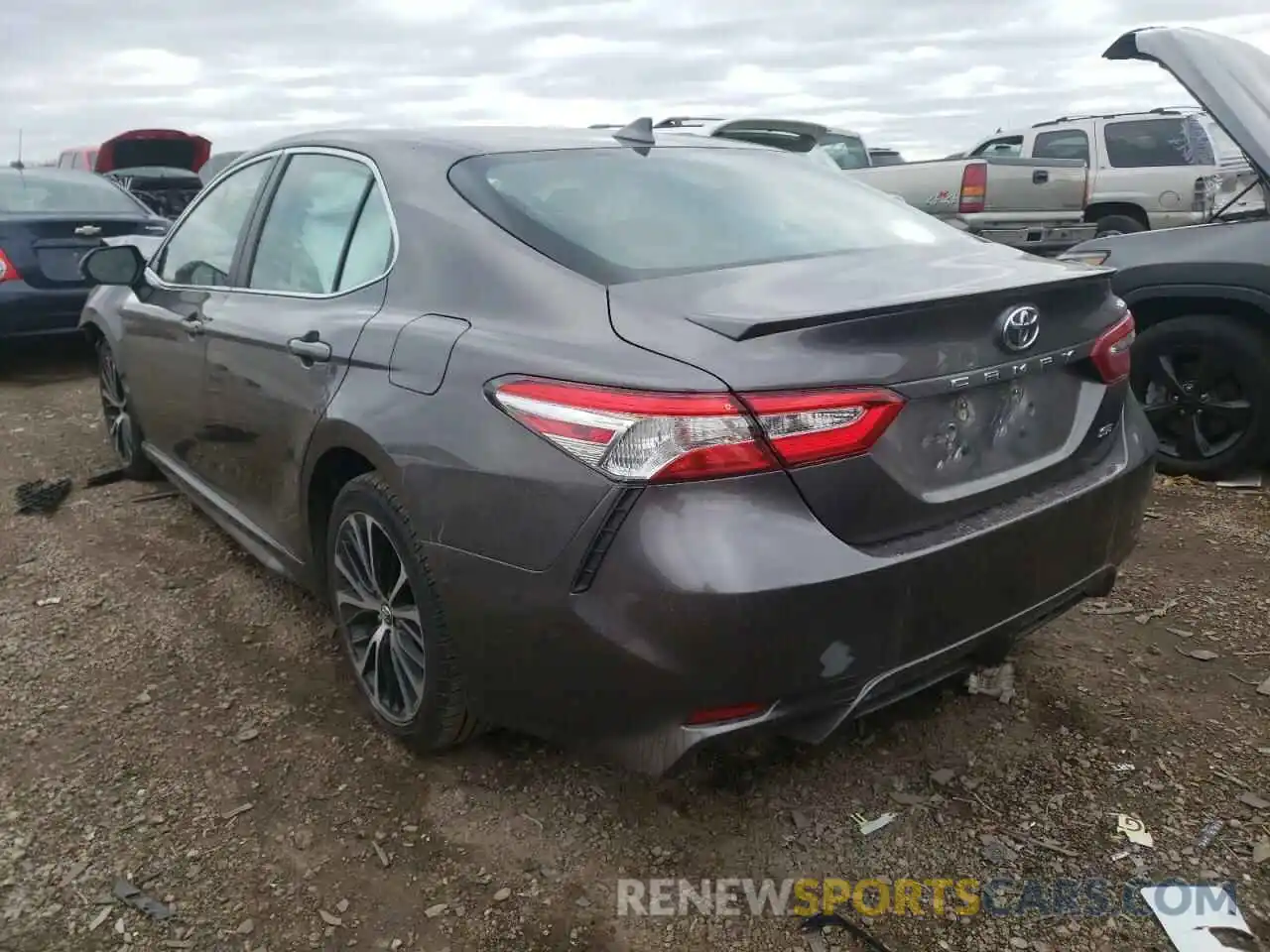 3 Photograph of a damaged car 4T1G11AK2LU935112 TOYOTA CAMRY 2020