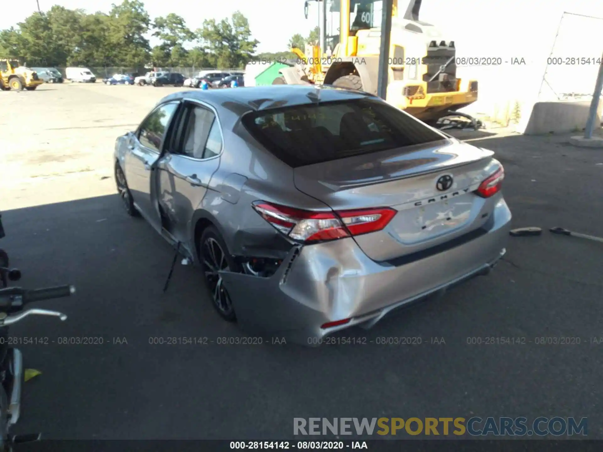 3 Photograph of a damaged car 4T1G11AK2LU935546 TOYOTA CAMRY 2020