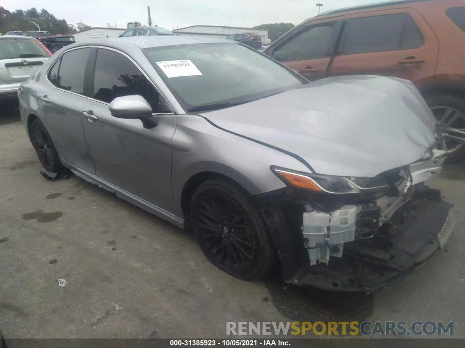 1 Photograph of a damaged car 4T1G11AK2LU936163 TOYOTA CAMRY 2020