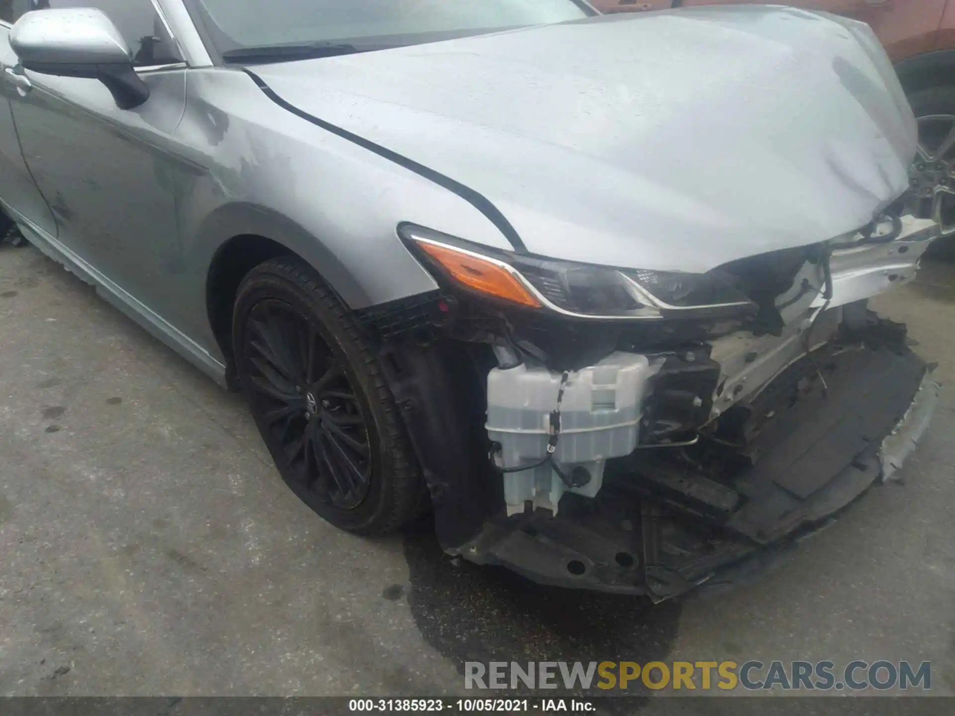 6 Photograph of a damaged car 4T1G11AK2LU936163 TOYOTA CAMRY 2020