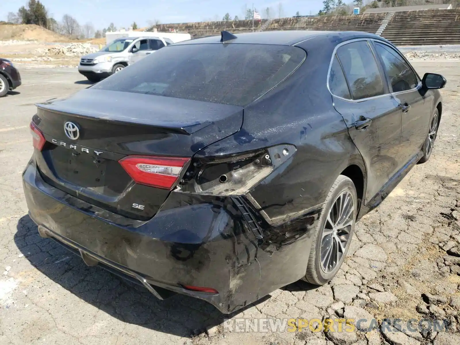 4 Photograph of a damaged car 4T1G11AK2LU937877 TOYOTA CAMRY 2020