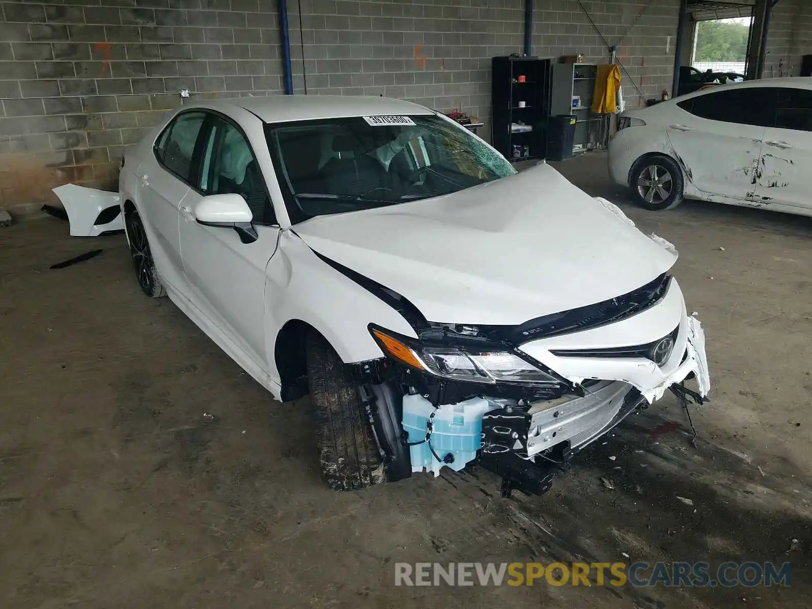 1 Photograph of a damaged car 4T1G11AK2LU941038 TOYOTA CAMRY 2020