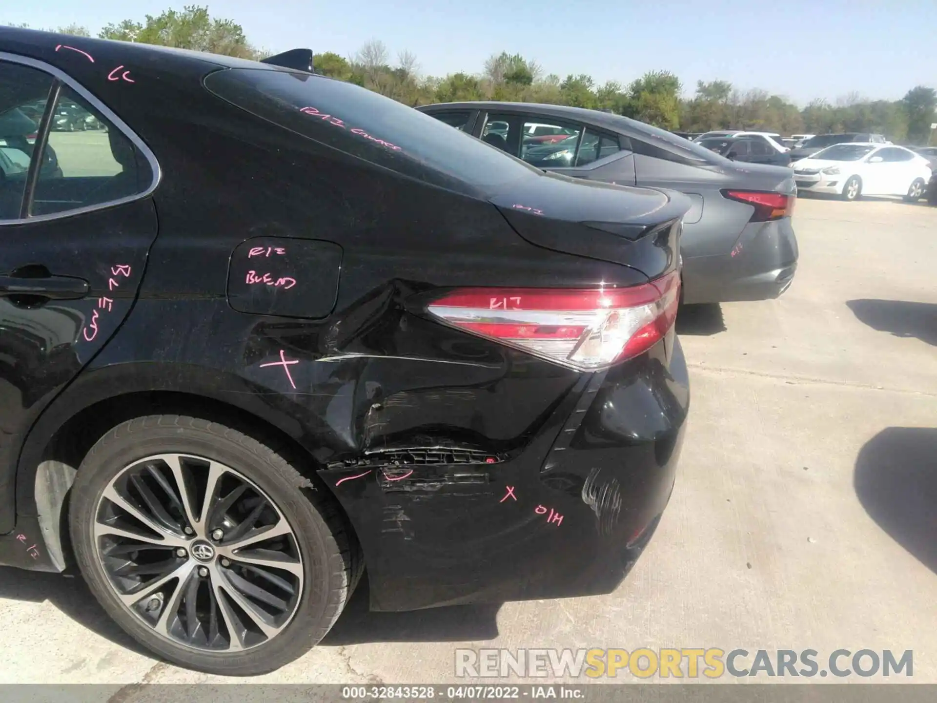 6 Photograph of a damaged car 4T1G11AK2LU942268 TOYOTA CAMRY 2020