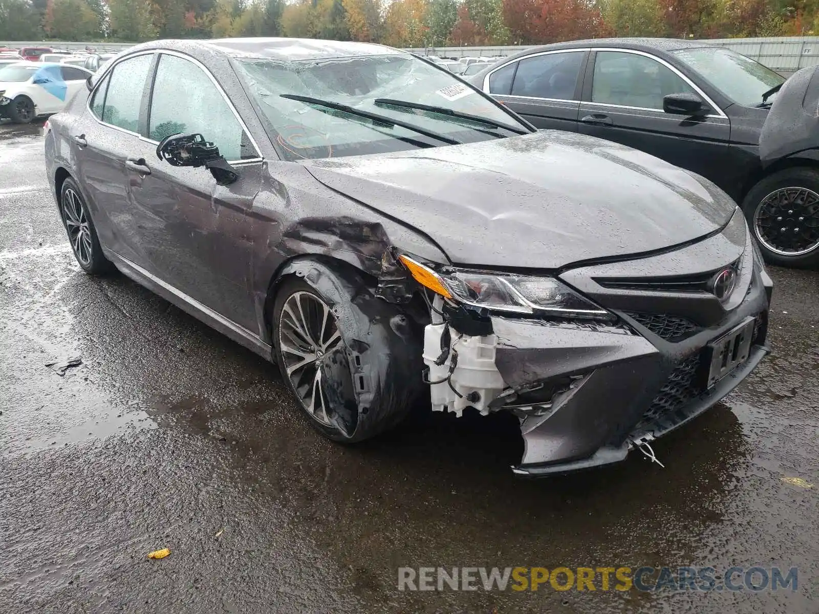 1 Photograph of a damaged car 4T1G11AK2LU943937 TOYOTA CAMRY 2020