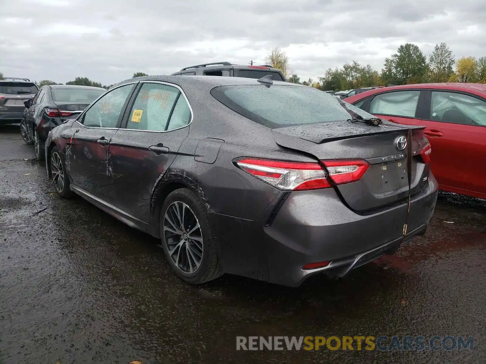 3 Photograph of a damaged car 4T1G11AK2LU943937 TOYOTA CAMRY 2020