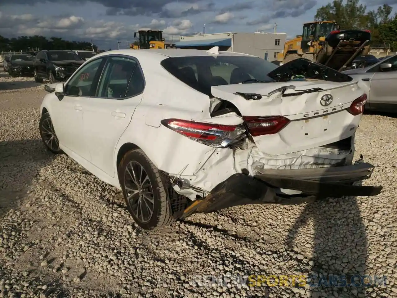 3 Photograph of a damaged car 4T1G11AK2LU944909 TOYOTA CAMRY 2020