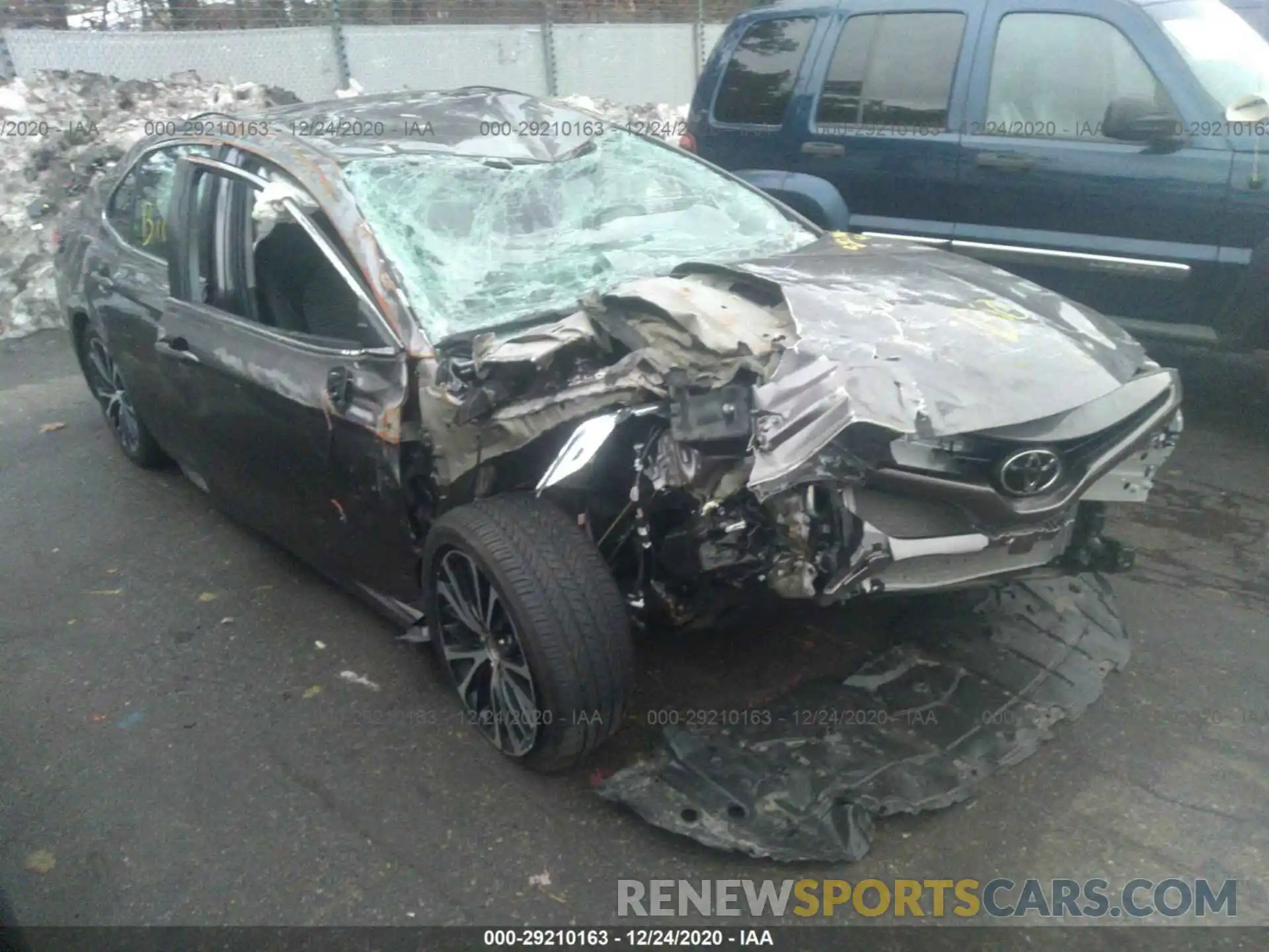 1 Photograph of a damaged car 4T1G11AK2LU946773 TOYOTA CAMRY 2020