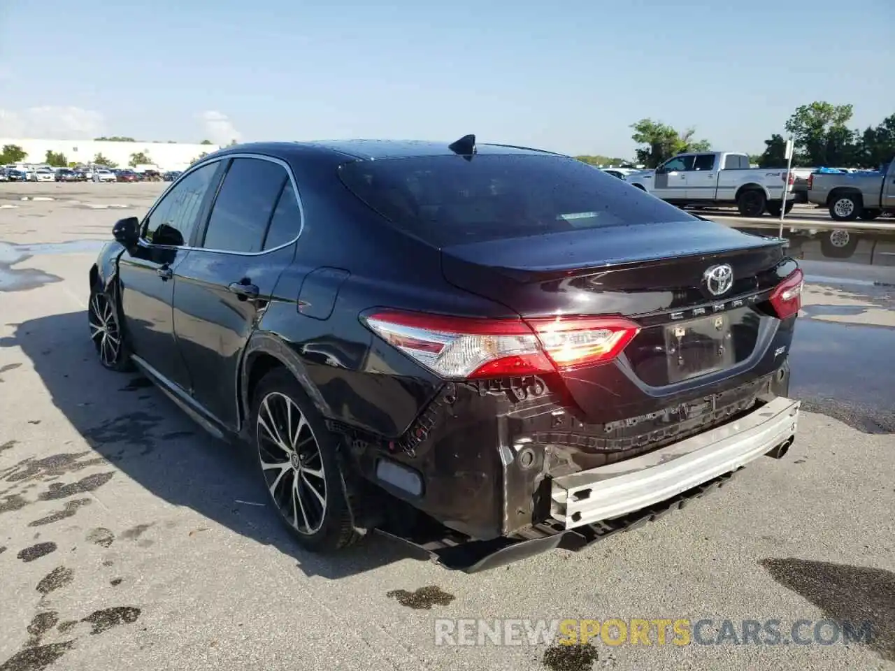 3 Photograph of a damaged car 4T1G11AK2LU947535 TOYOTA CAMRY 2020