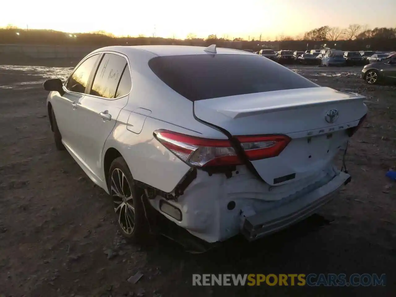 3 Photograph of a damaged car 4T1G11AK2LU950645 TOYOTA CAMRY 2020